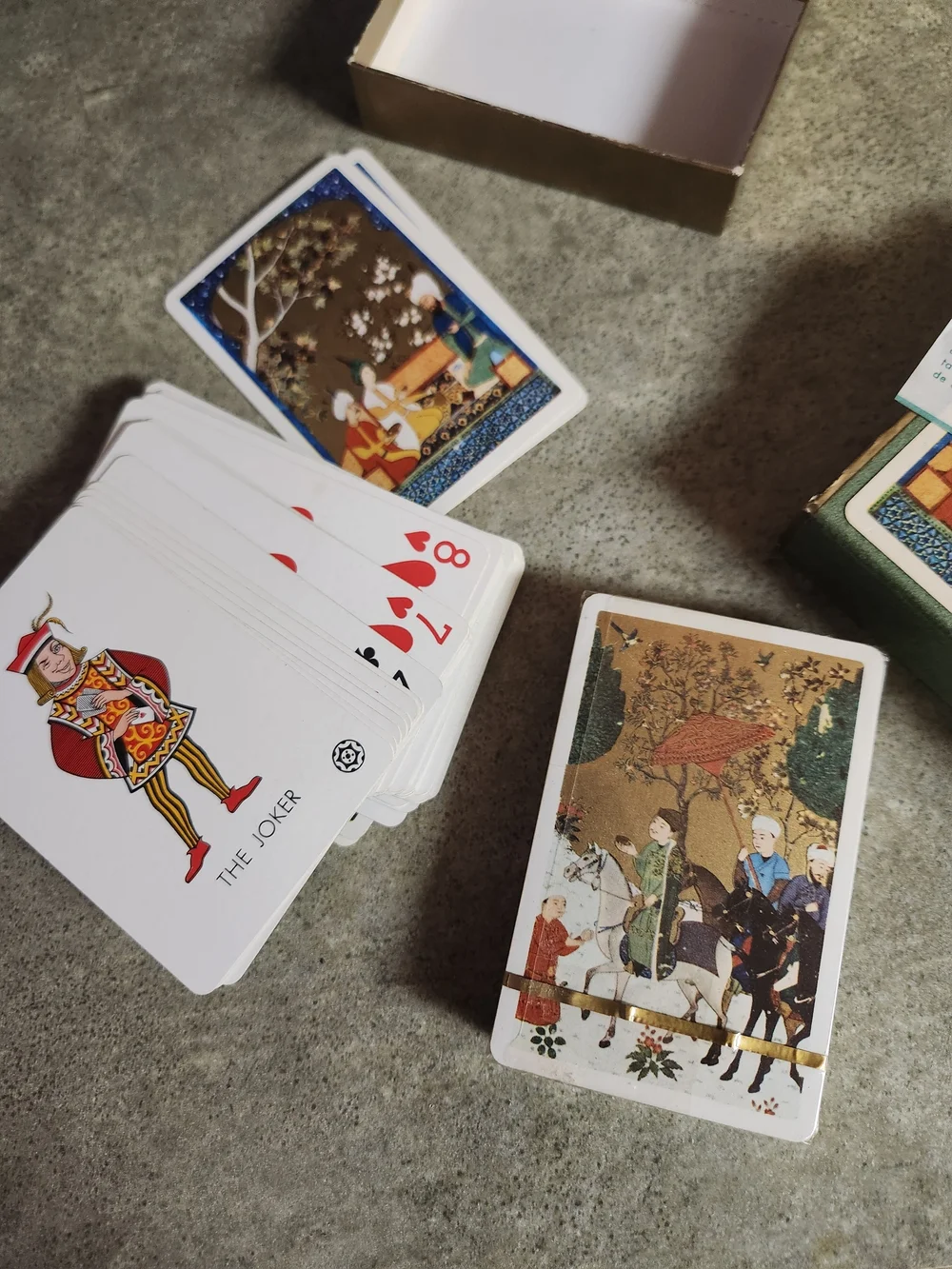 Persian-Style Playing Cards — Green & Gold Accent Deck - Picture 7 of 12